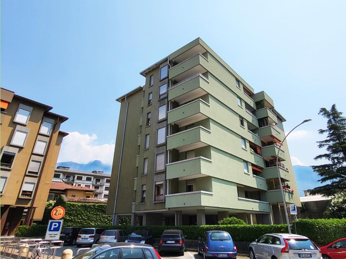 Casa Lariana Apartment Lecco Exterior photo